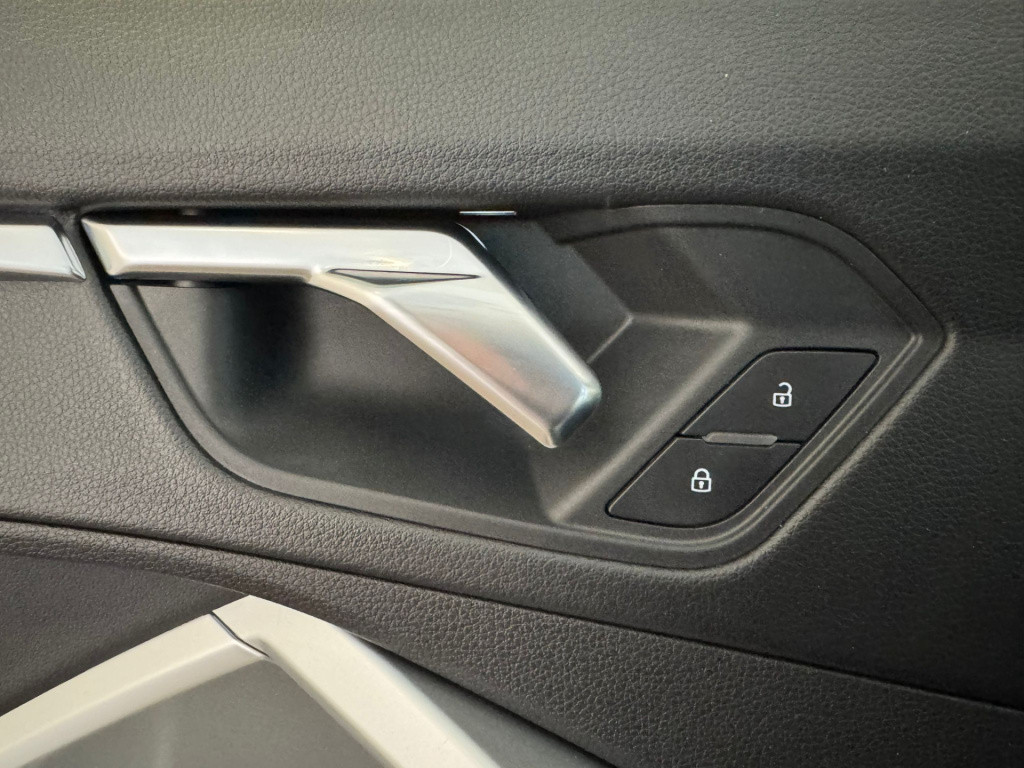 Audi Q3 35 tfsi advanced