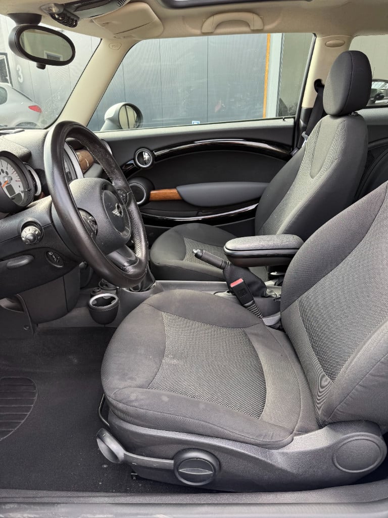 Mini One 1.6 malist - pano - nieuwe koppeling