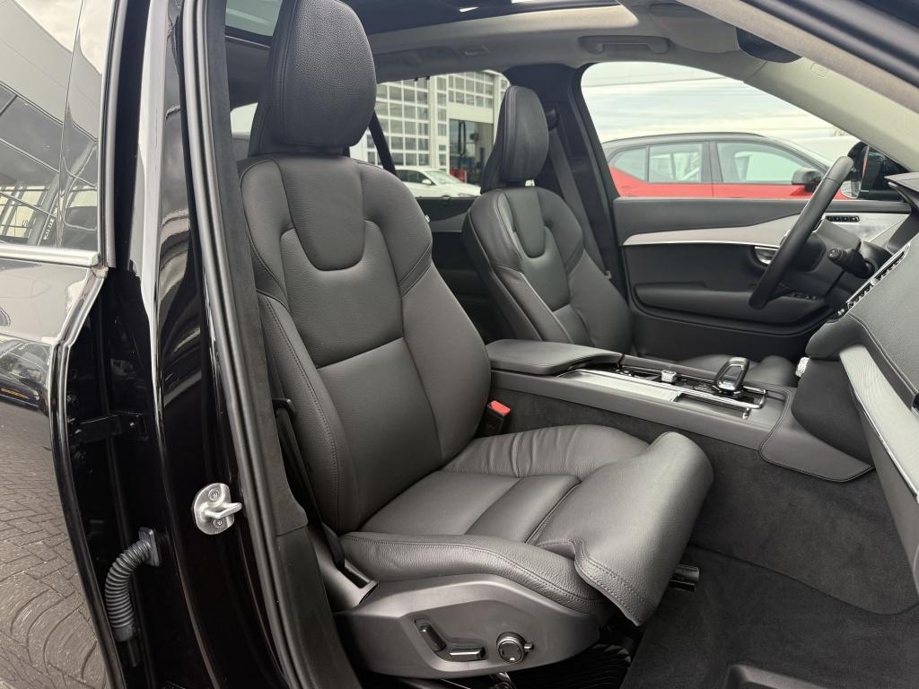 Volvo XC90 t8 455pk recharge ultra bright| panodak| b&w sound| adap.cruise|