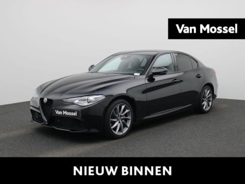 Alfa Romeo Giulia 2.0t sprint | lmv | automaat | parkeer sensoren | camera 