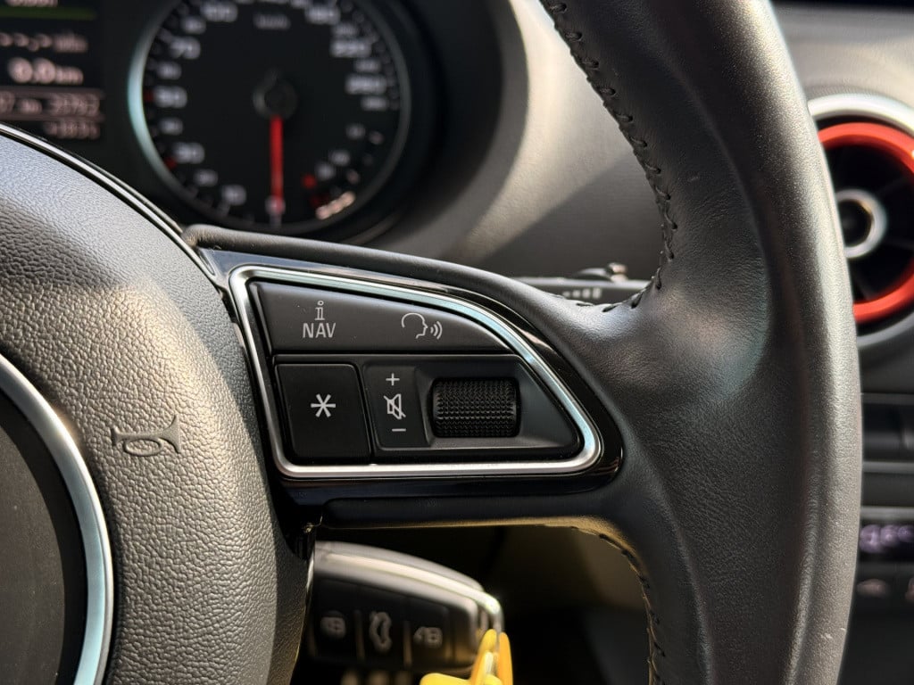 Audi A3 limousine 1.4 tfsi ambiente pro line | stoelverwarming | parkeersen