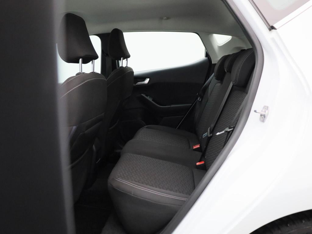 Ford Fiesta 1.0 ecoboost hybrid titanium