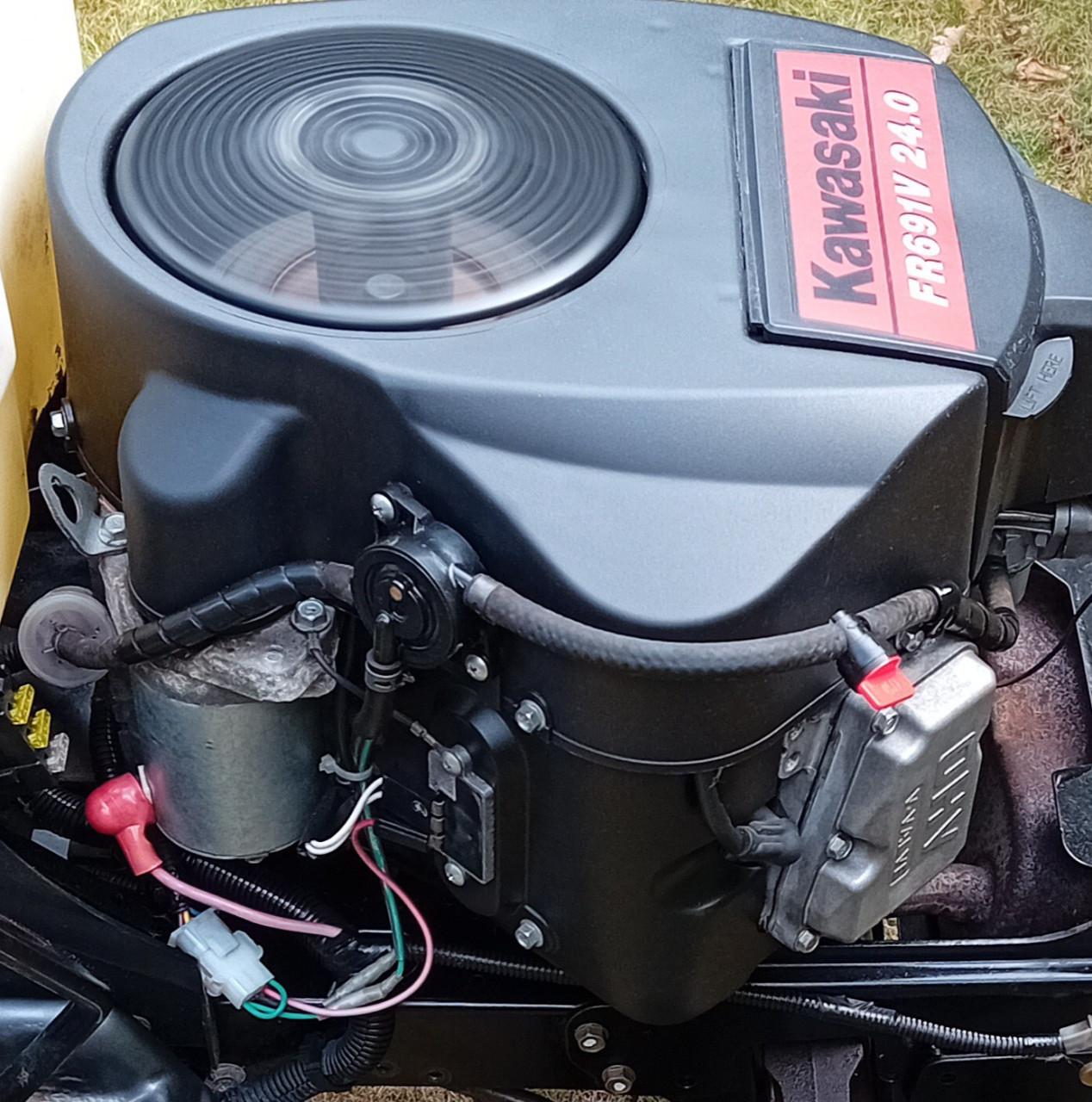 Te koop goede Kawasaki fr691v 24 pk 2 cilinder motor