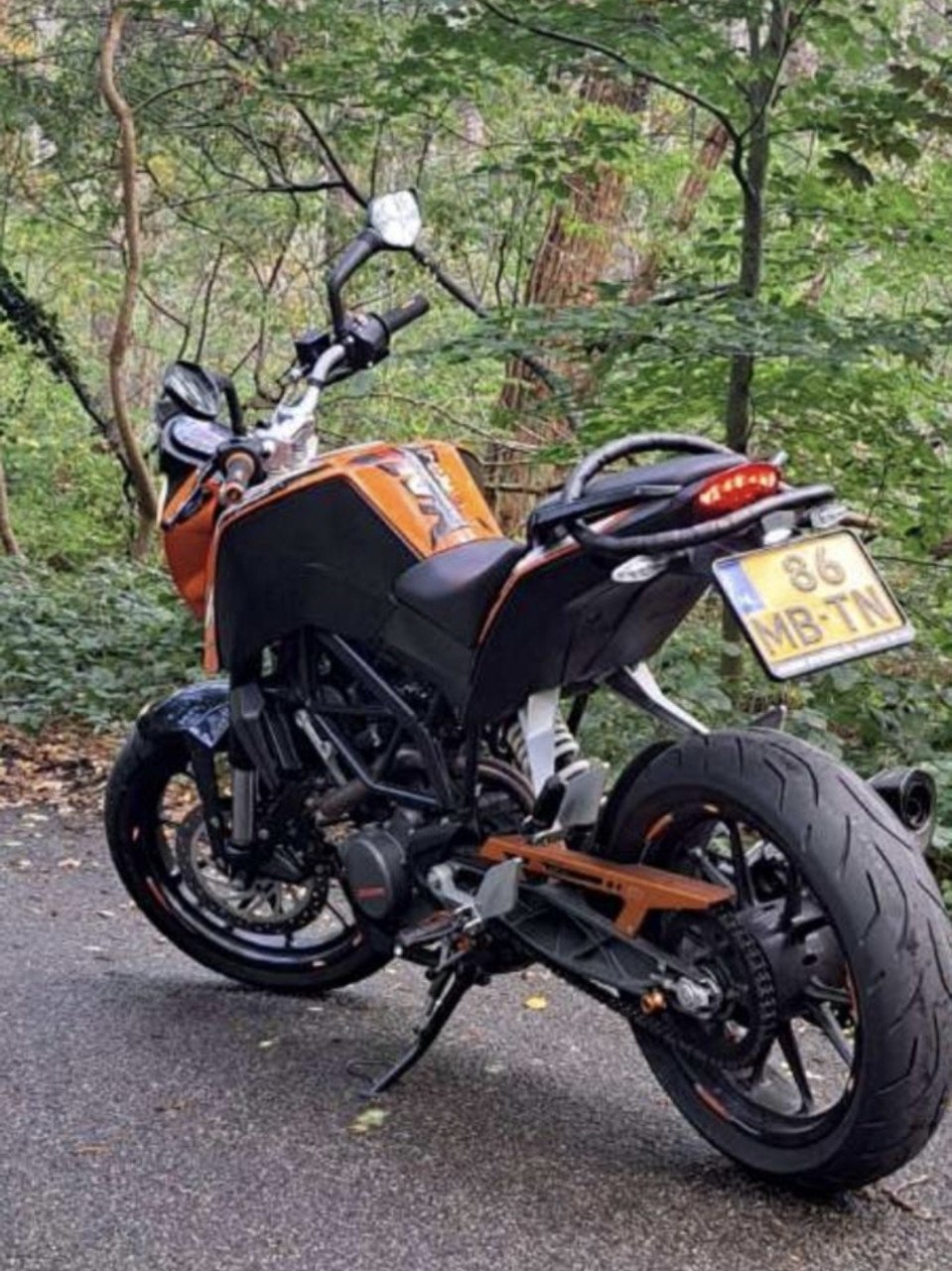 Ktm duke 200