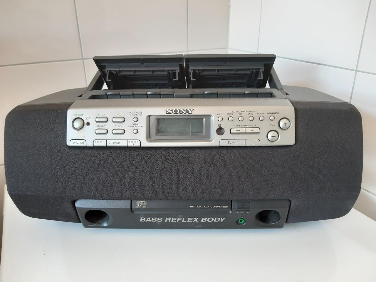 Sony CDF-W57L stereo CD/Radio,Cassetterecorder