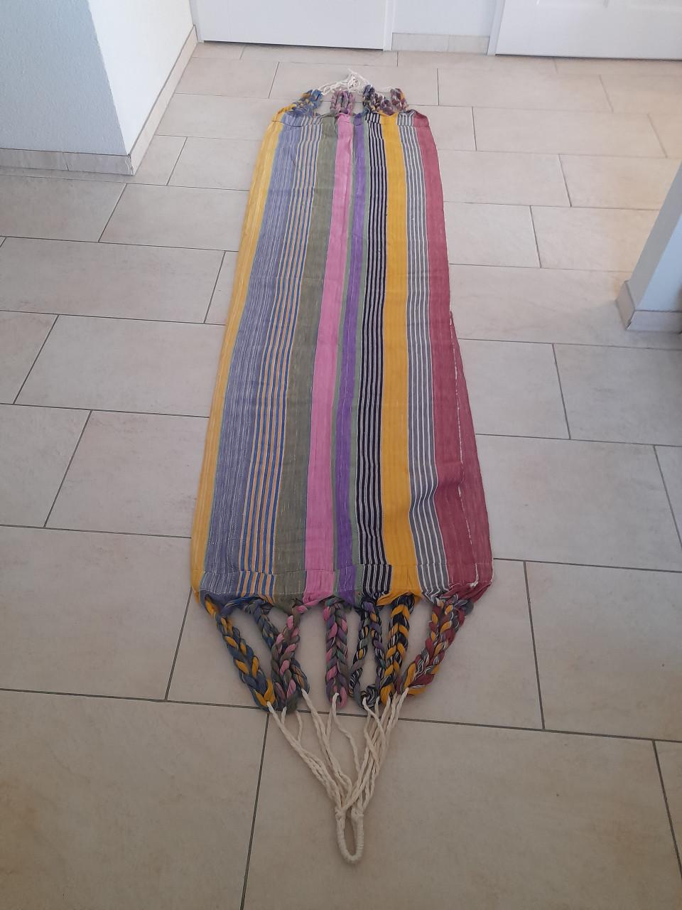 Hangmat ( NIEUW)  Stof is 125 x 2 meter met touw lengte 3 meter