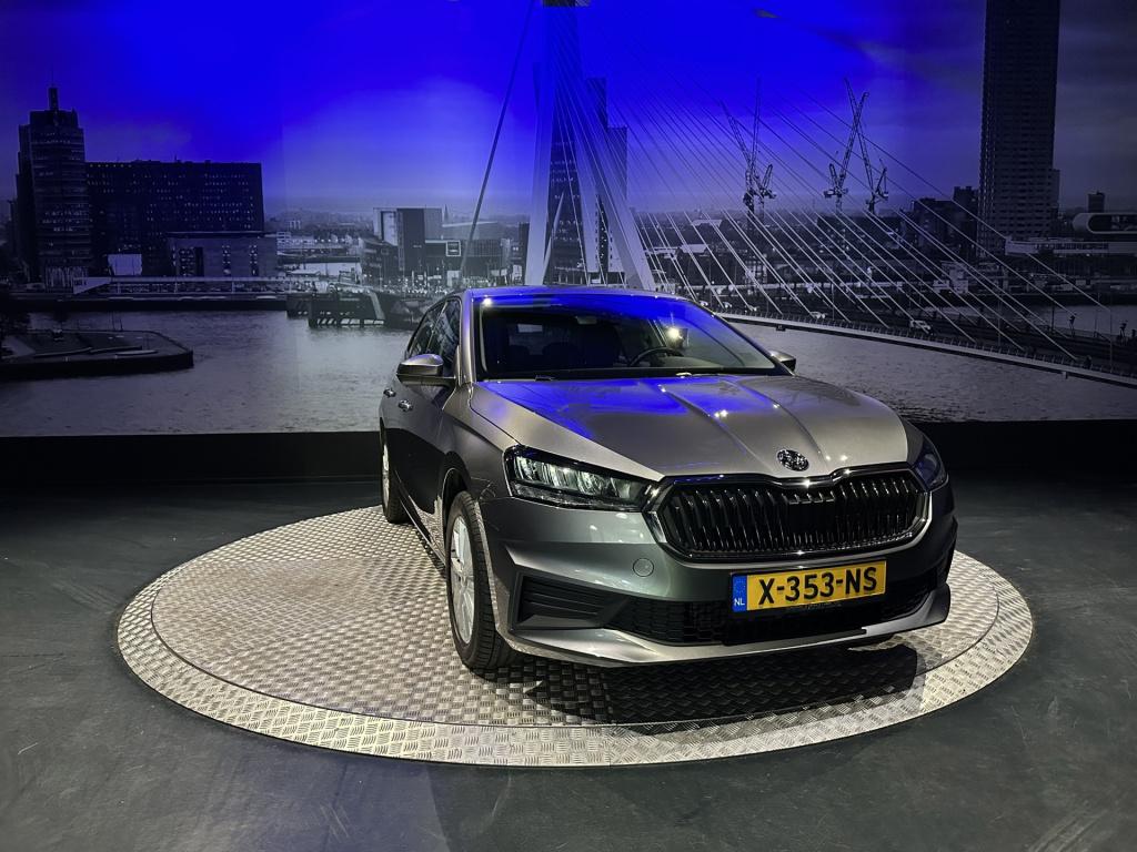 Skoda Fabia 1.0 tsi ambition *led*navi*appconnect*