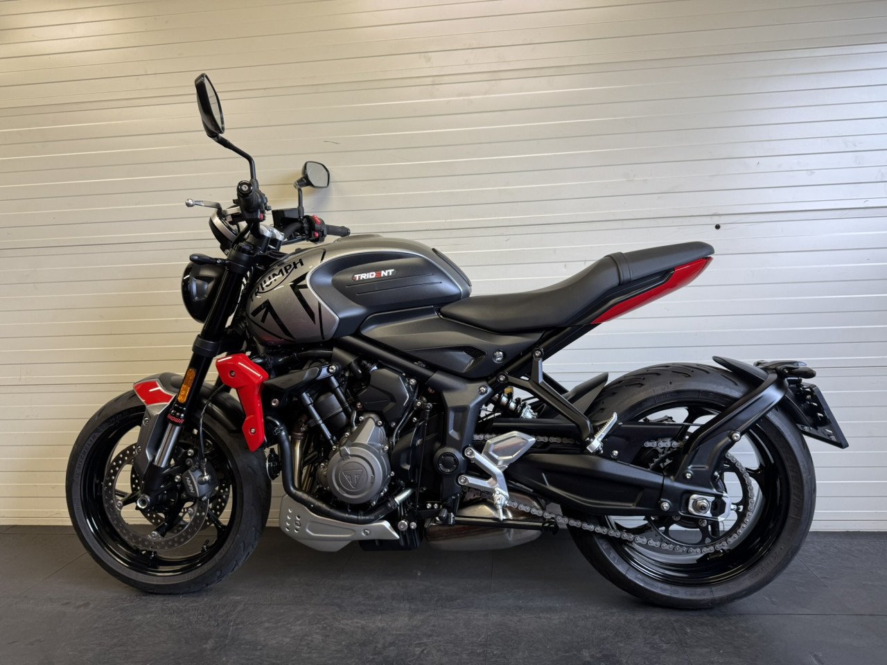 Jonge Triumph Trident 660 slechts 3200km oud!
