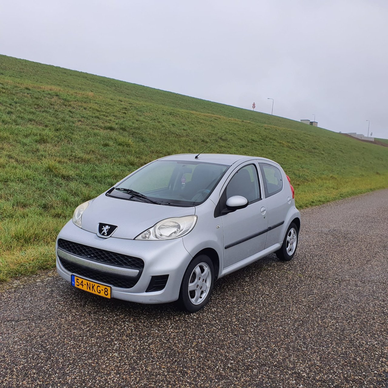 Peugeot 107 1.0-12V Urban Move 5 deurs Airco