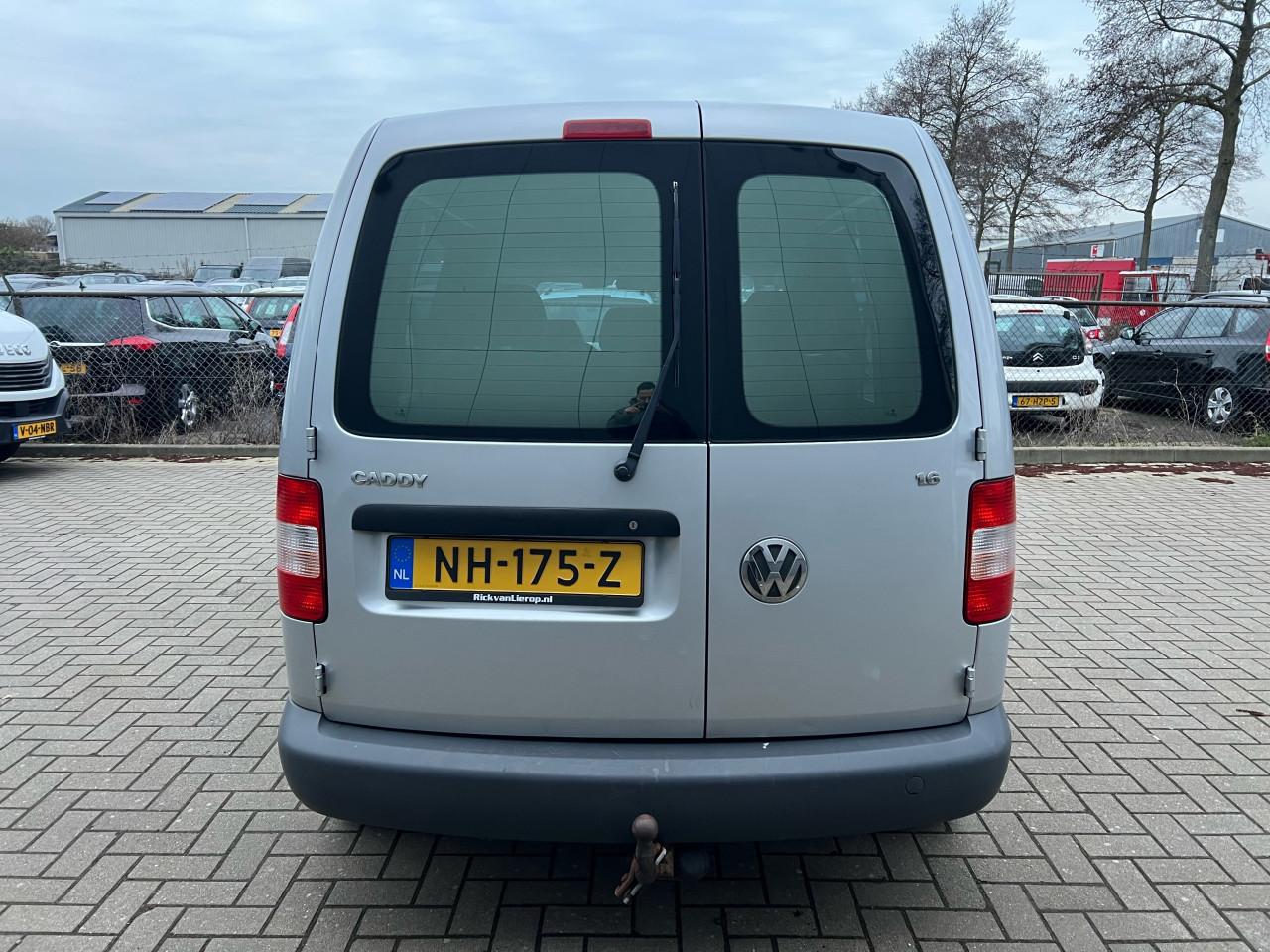 Volkswagen Caddy 1.6 benzine 5 persoons