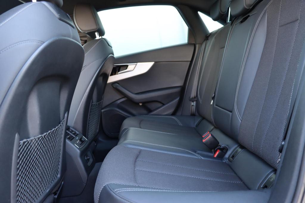Audi A4 limousine 40 tfsi 204pk s tronic s edition