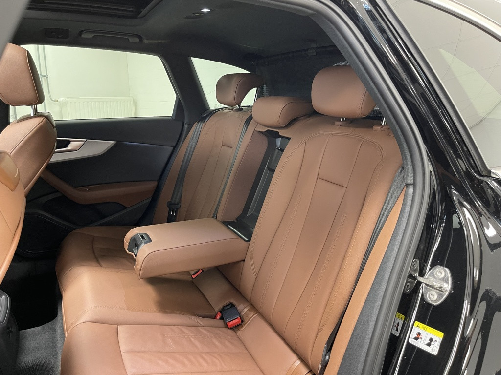 Audi A4 avant 35 tfsi advanced | trekhaak | acc | panoramadak |