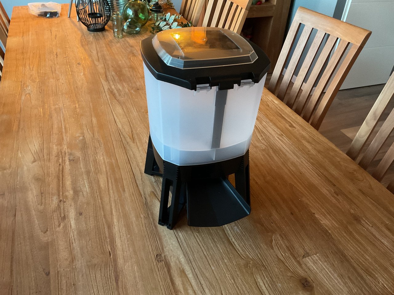 Ubbink automaat KoiFeeder solar