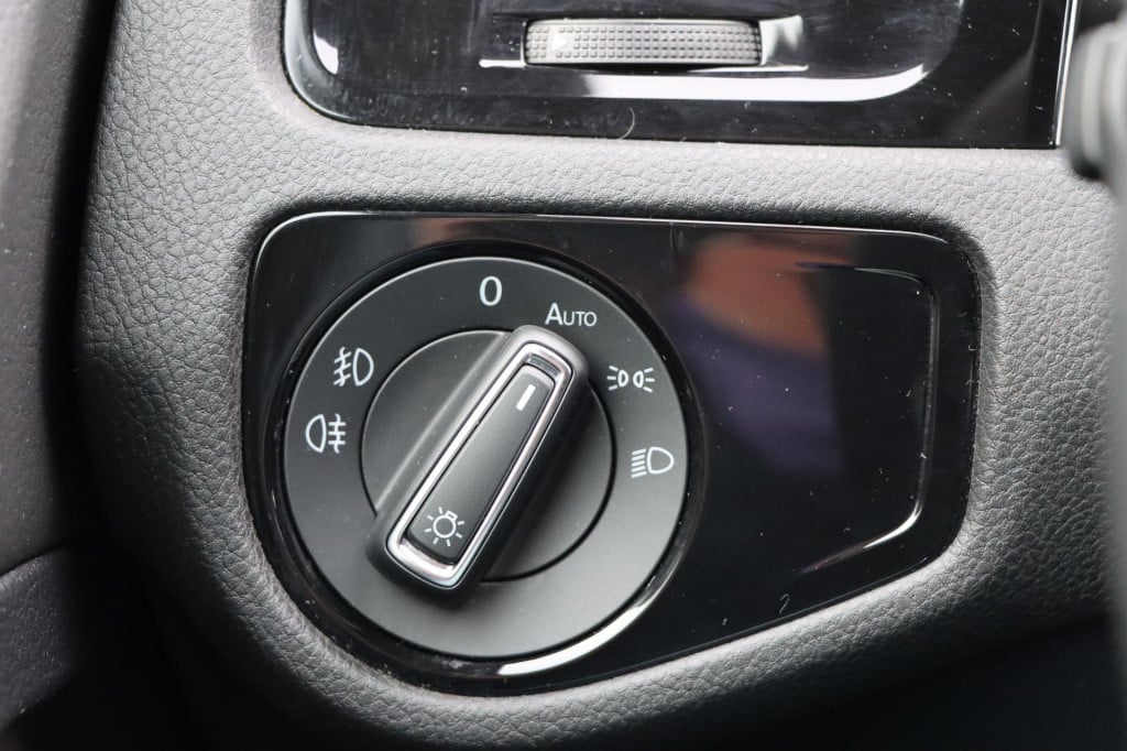 Volkswagen Golf gti 2.0 tsi performance 245pk dsg7