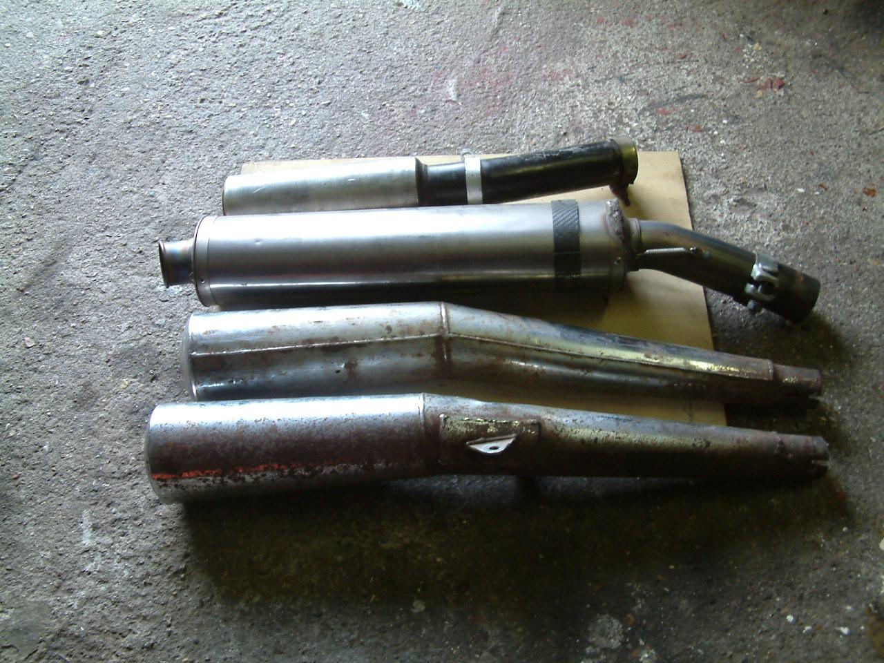 Eind dempers --- uitlaten   en  2 bochten   35 euro 1 koopje