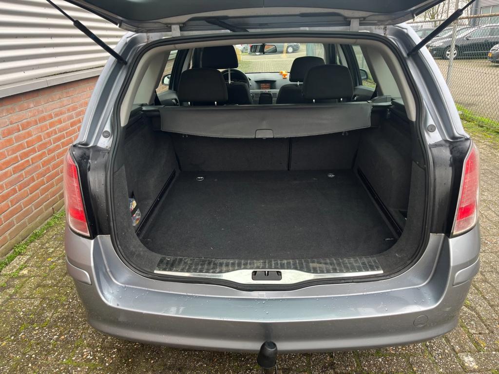 Opel Astra wagon 1.8 edition | trekhaak | airco |