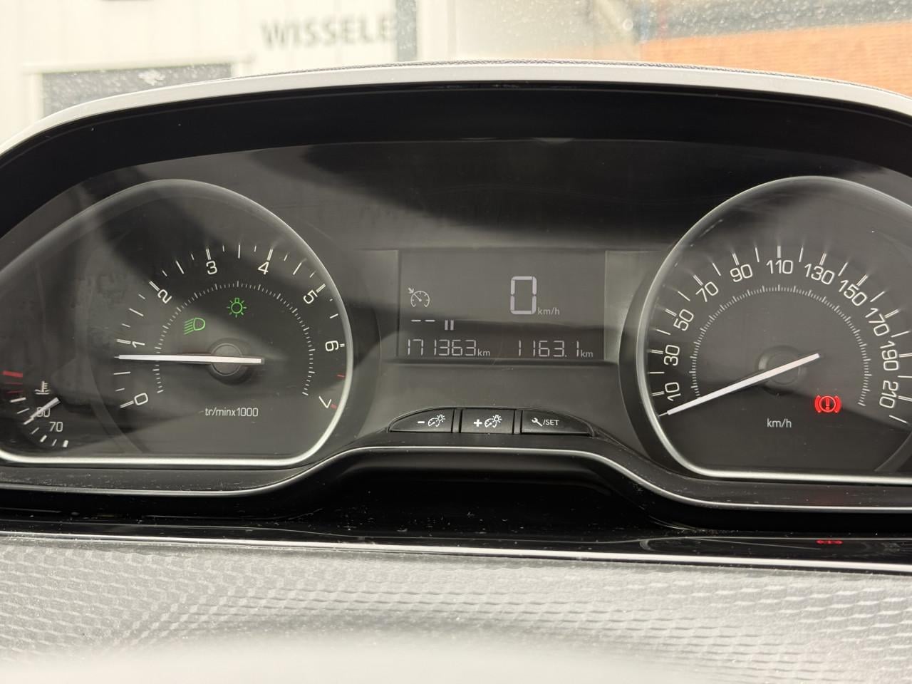 Peugot 208 2017 82pk