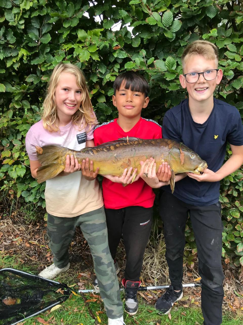 €17,50 voor een jaarvissen met 2 hengels in een zeer mooie Karper gebied.