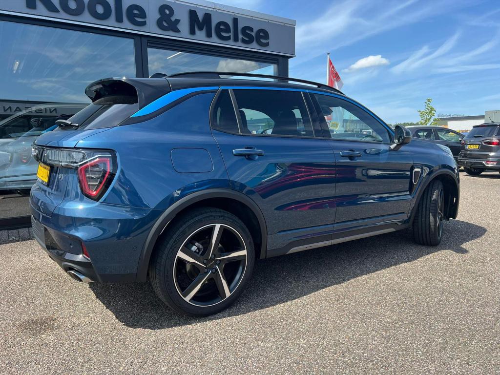 Lynk & Co 01 1.5 261pk phev 7dcth , panodak ,360gr camera , adaptive cc , c