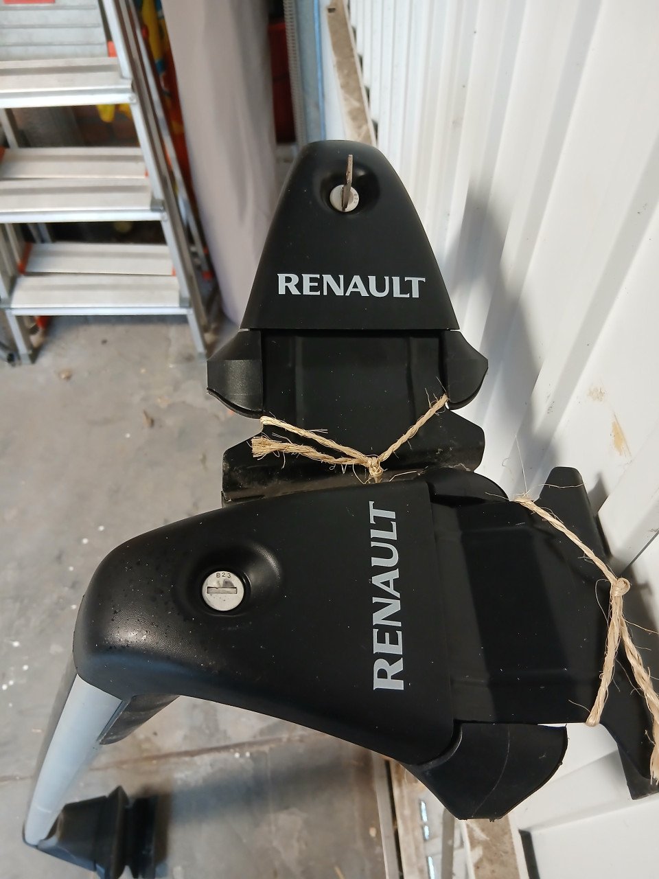 Te koop dak dragers voor renault captur.