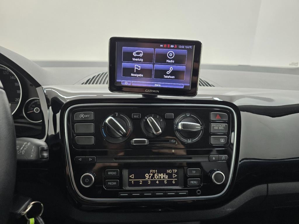 Volkswagen UP! occasion 1.0 high up! met cruisecontrol | tweedehands volksw