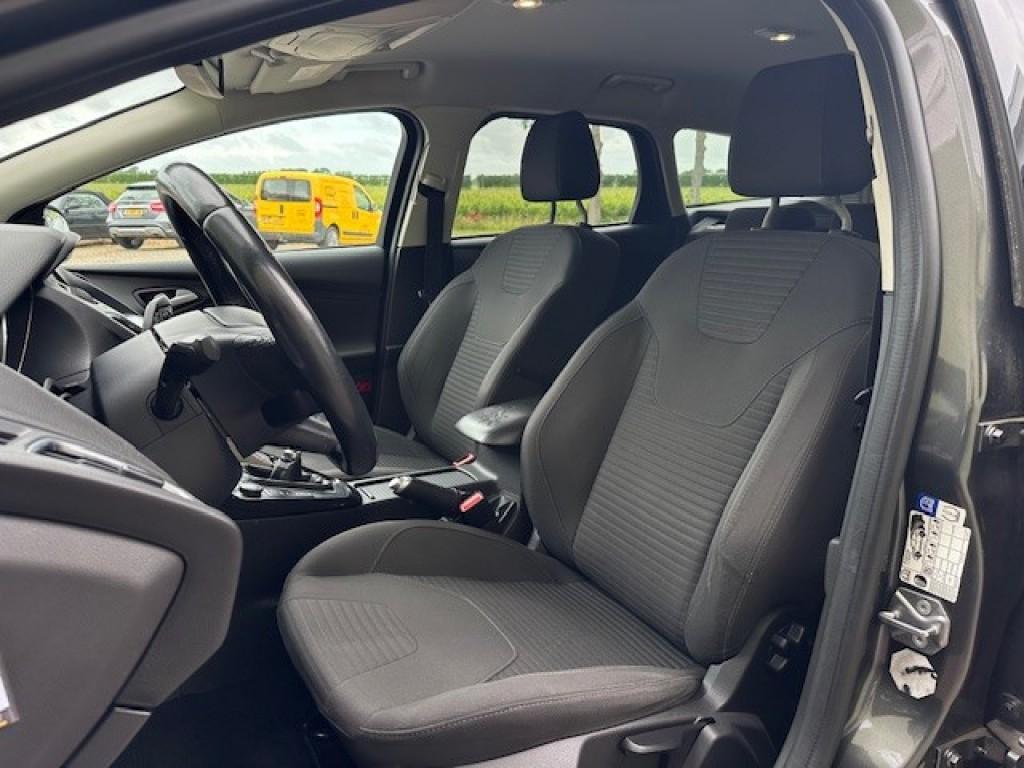 Ford Focus 1.0 titanium edition
