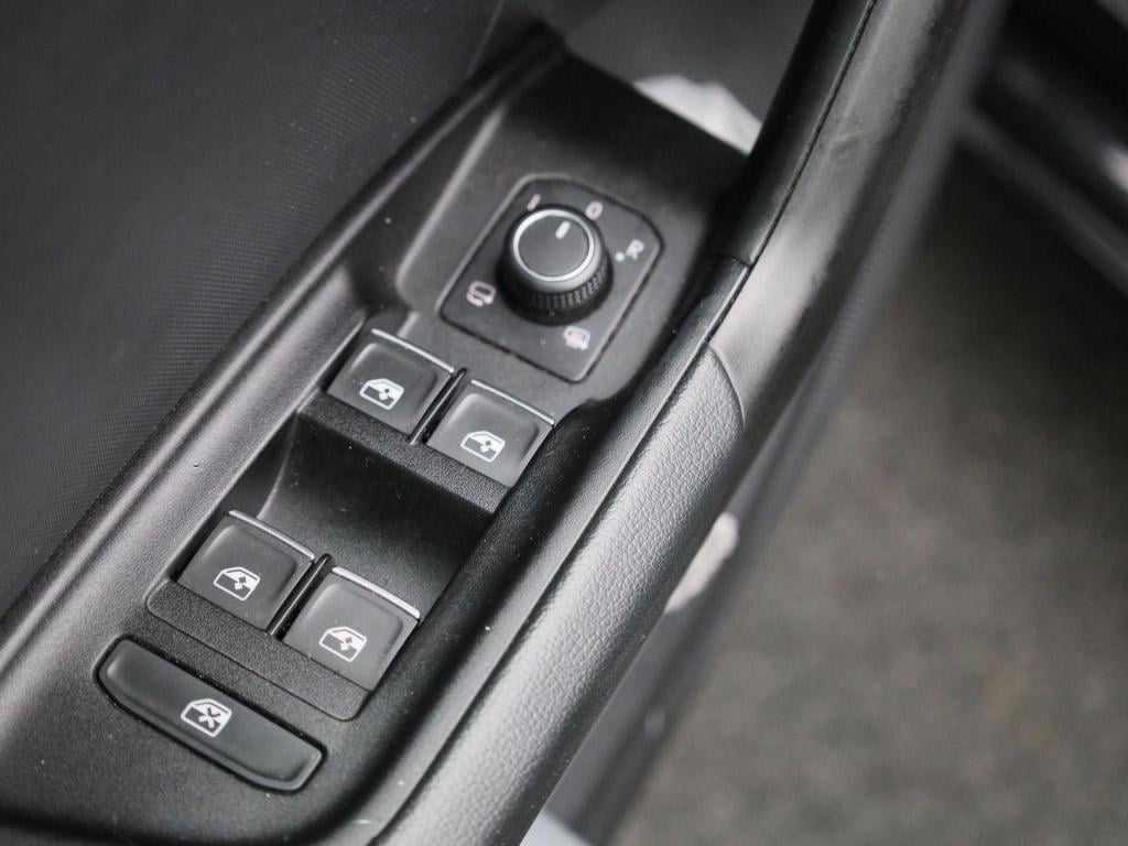 Audi A1 Sportback 25 tfsi pro line | apple carplay / android auto | cruise 