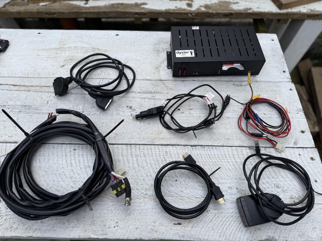 Oyster HD automatische satellietschotelset