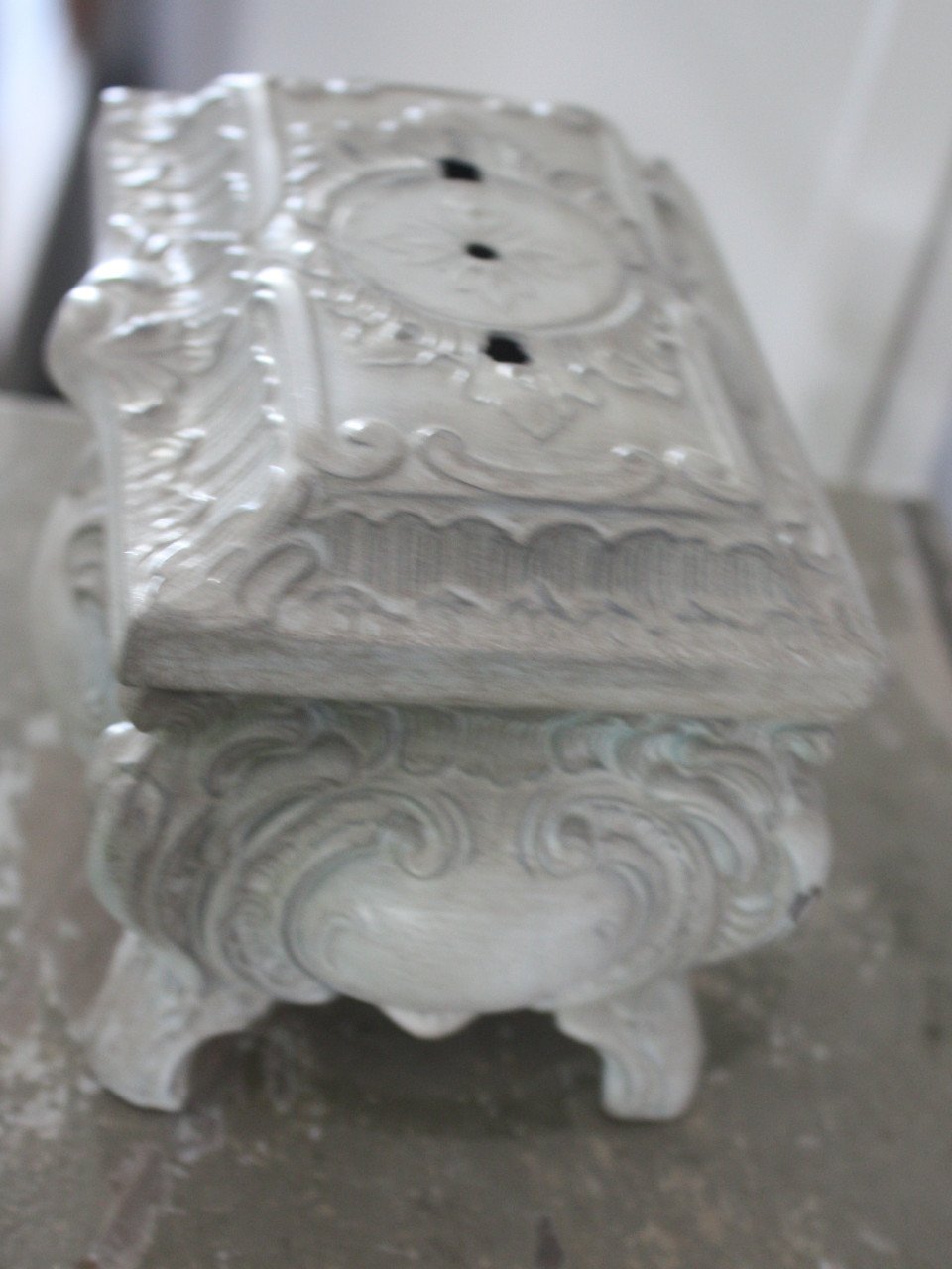 Metalen uziek doos barok print