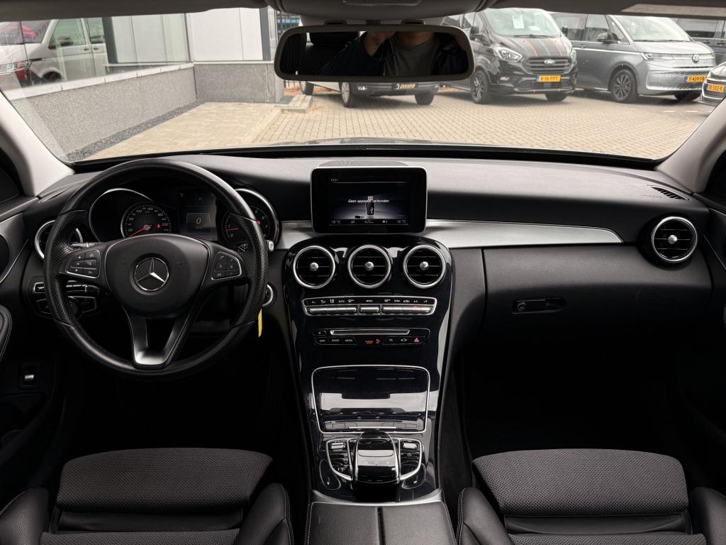 Mercedes-Benz C-Klasse 180 prestige | schuif/kanteldak | trekhaak | stoelve