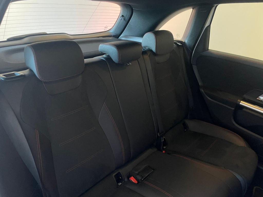 Mercedes-Benz B-Klasse 180 business solution amg