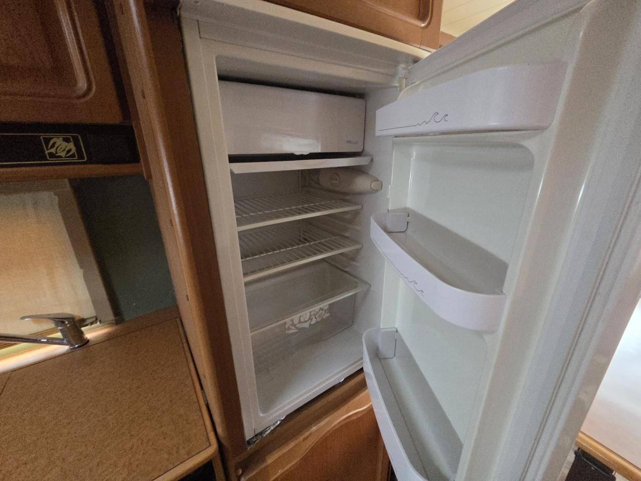 Knaus azur 620 met voortent