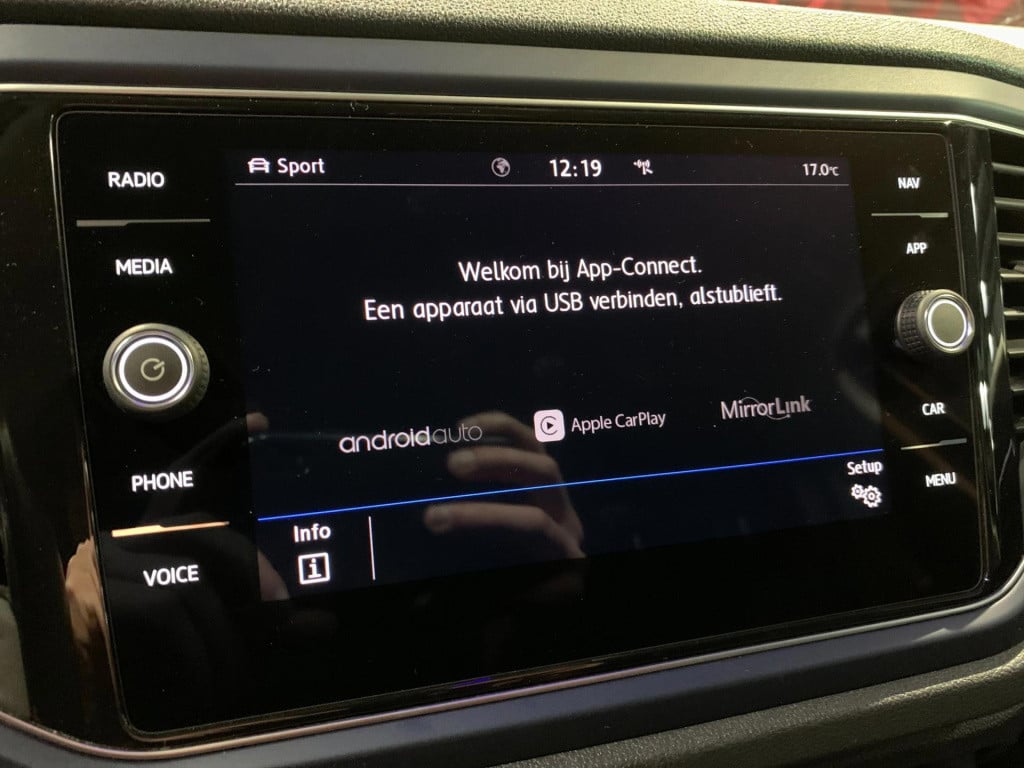 Volkswagen T-roc 1.5 tsi sport business r *led*app-connect*