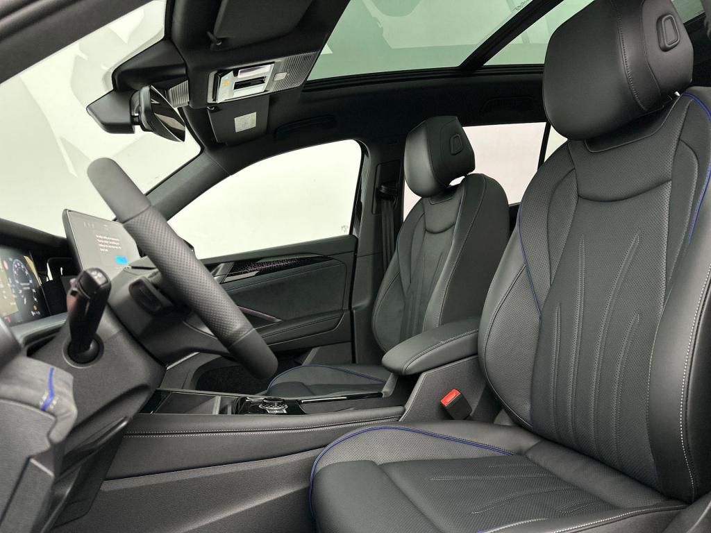 Volkswagen Tayron r-line edition 1.5 ehybrid 200 kw / 272 pk suv 6 v