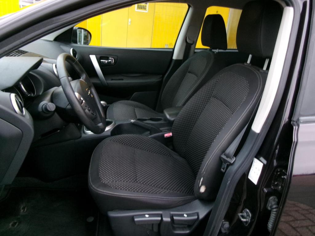 Nissan Qashqai 1.6 exclusive, dual airco, cr.contr, trekhaak