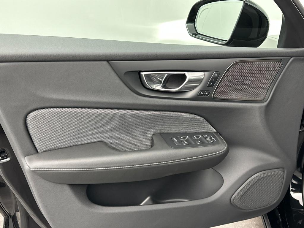 Volvo V60 t8 awd gt ultra dark performance edition