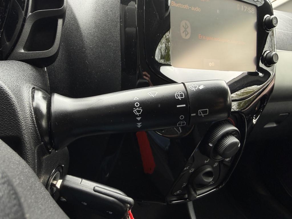 Peugeot 108 1.0 e-vti allure - 68.000km -