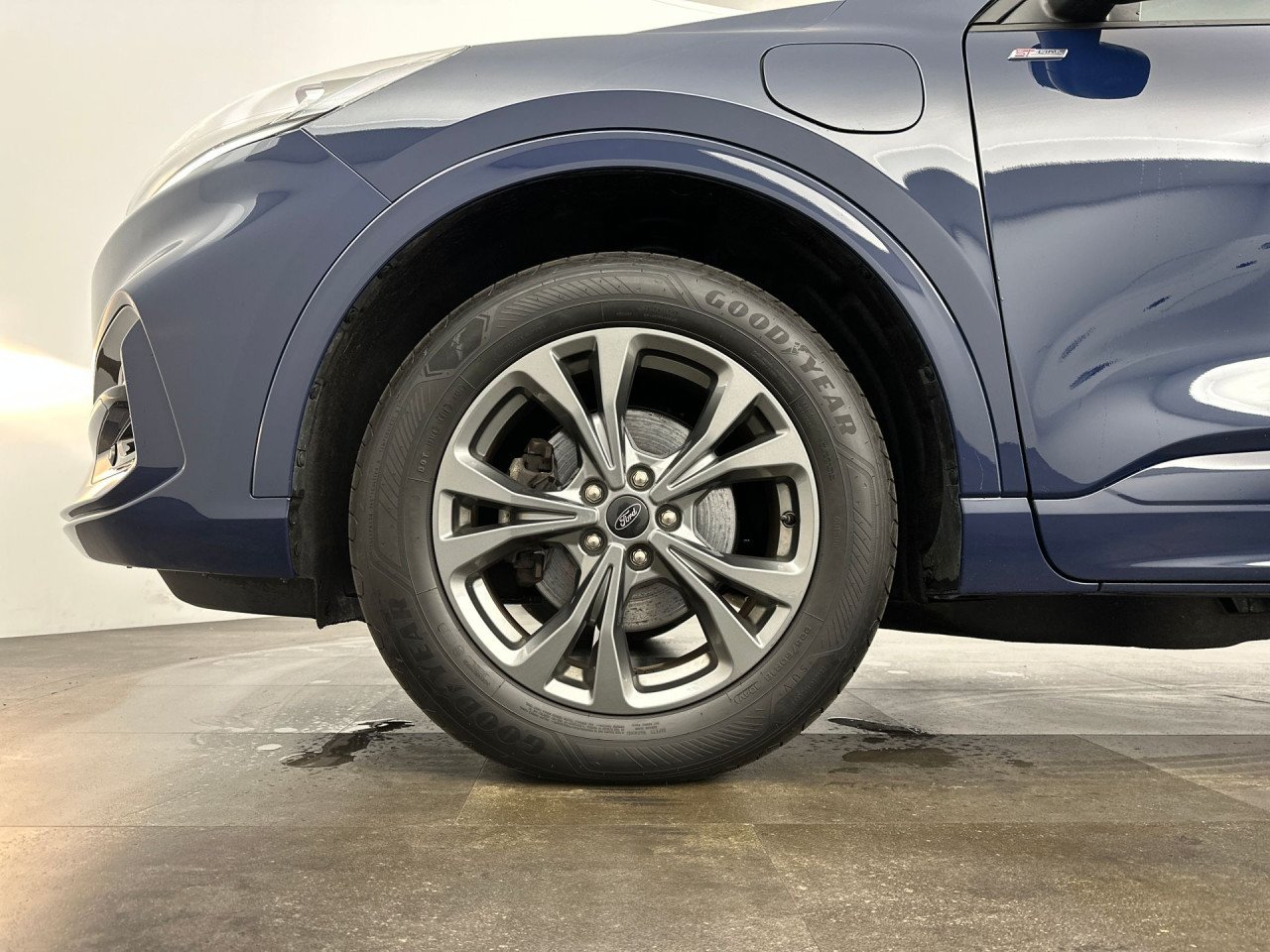 Ford Kuga 2.5 PHEV ST-Line | Trekhaak | Navigatie | Camera