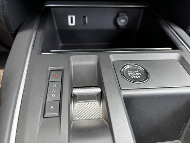 Citroen C5 Aircross 1.6 plug-in hybrid 180pk eat8 feel trekhaak | apple car