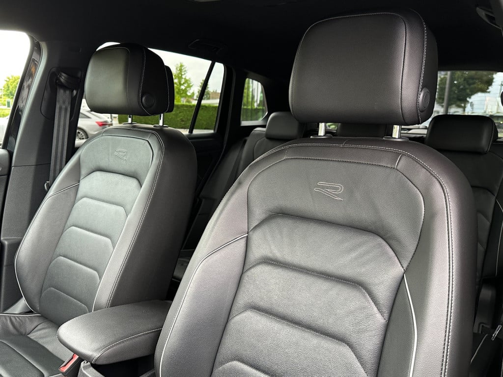 Volkswagen Tiguan 1.5 tsi 150pk dsg r-line | black style | leder | trekhaak