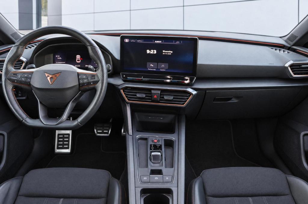 Cupra Leon 1.4 e-hybrid business 204pk dsg6 | soh 98,1%