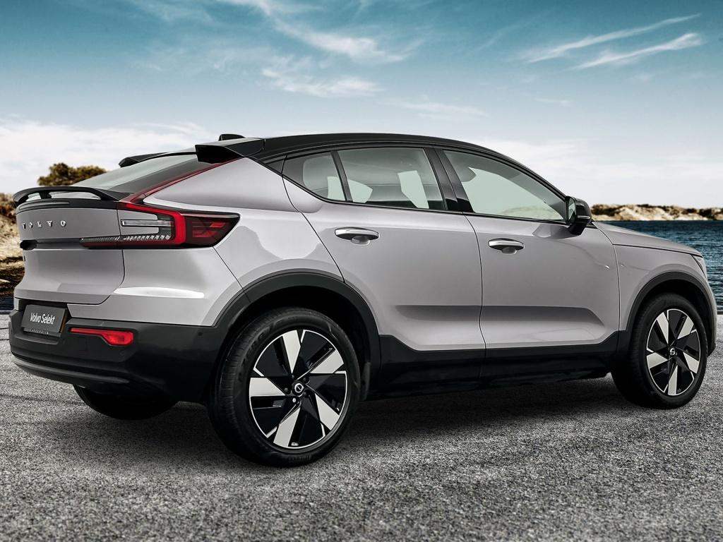 Volvo Ec40 extended range plus dark