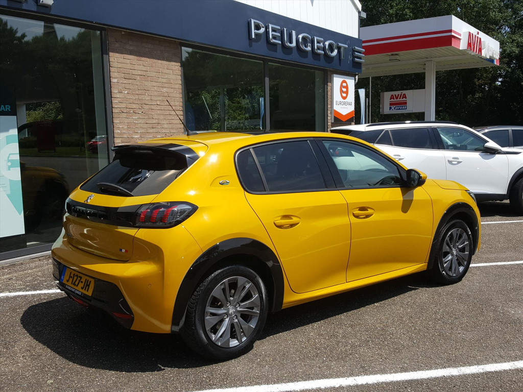 Peugeot 208 allure pack ev 50kwh 136pk 3-fase | navigatie | adaptieve cruis