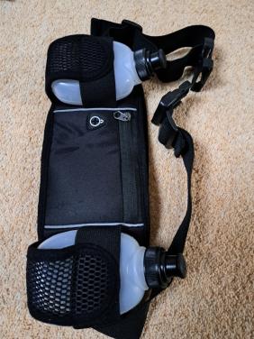 Nieuwe heuptas met 2 flesjes