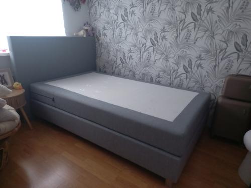 Bed boxspring
