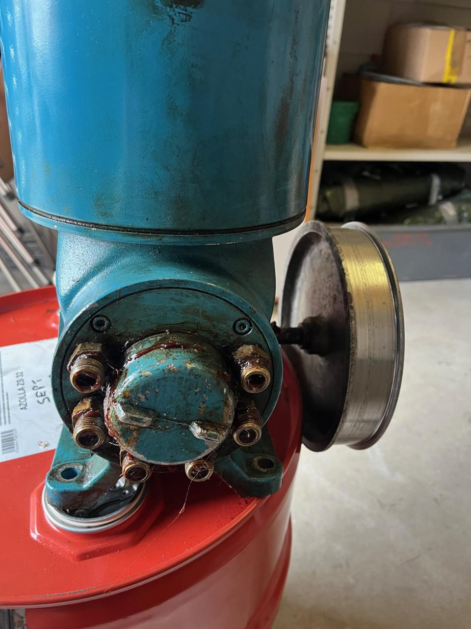 TE KOOP: Vetsmeerpomp