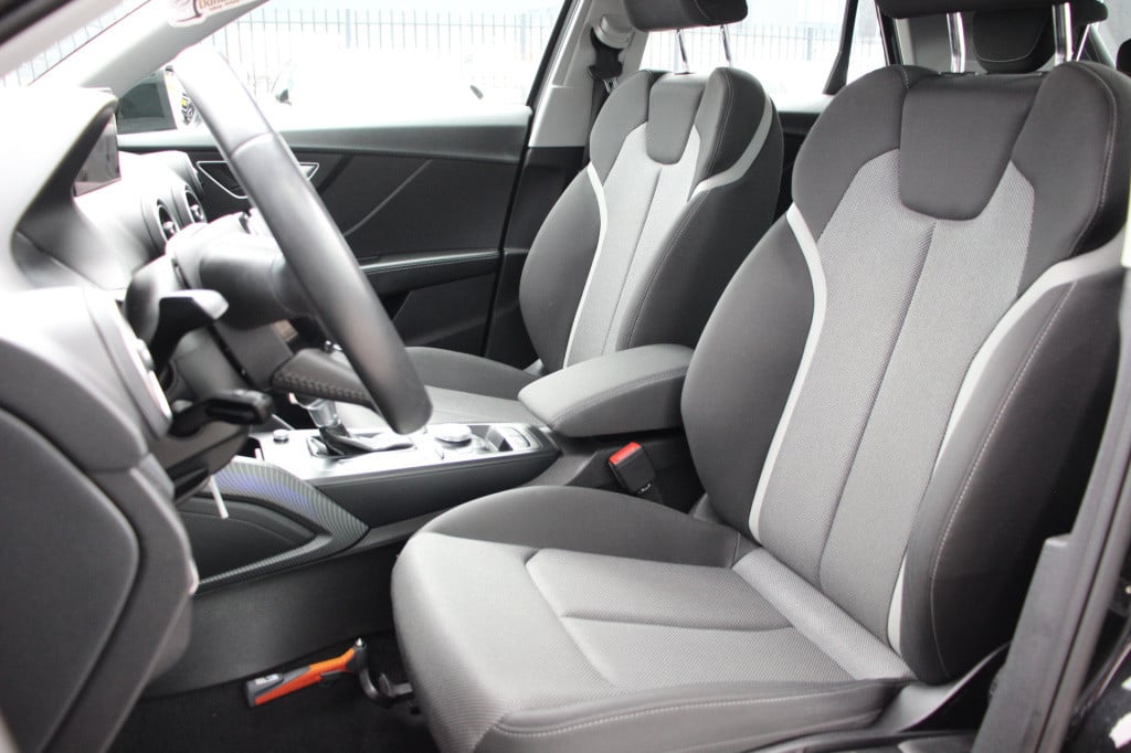 Audi Q2 1.4 tfsi | limited | s-tronic | led | navi