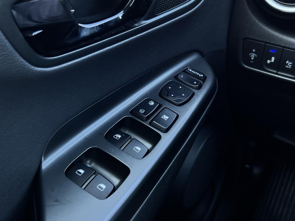 Hyundai Kona 1.6 gdi hev premium | lederen bekleding | stoel/stuur verwarmi