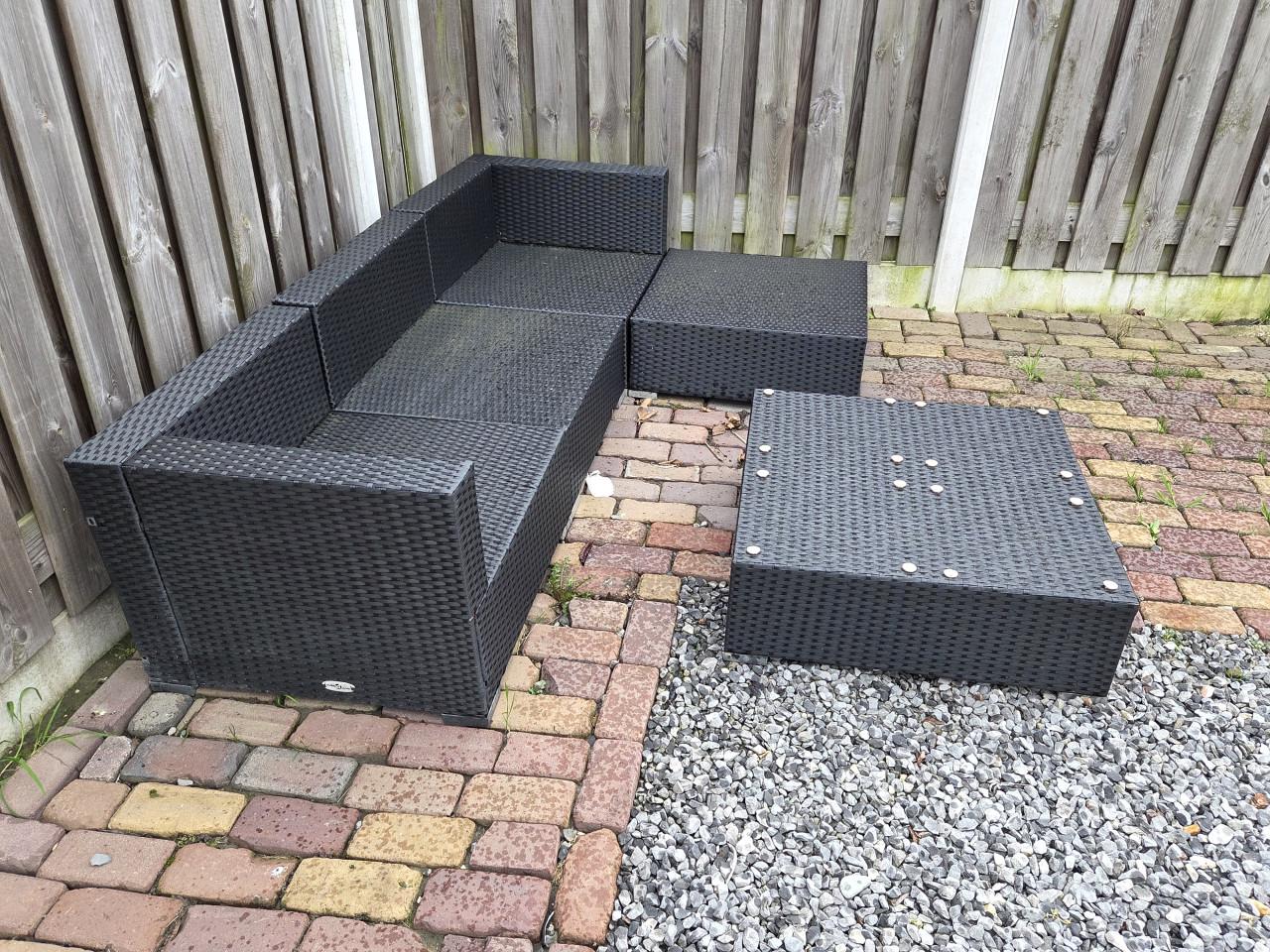 Lounge set, compact model