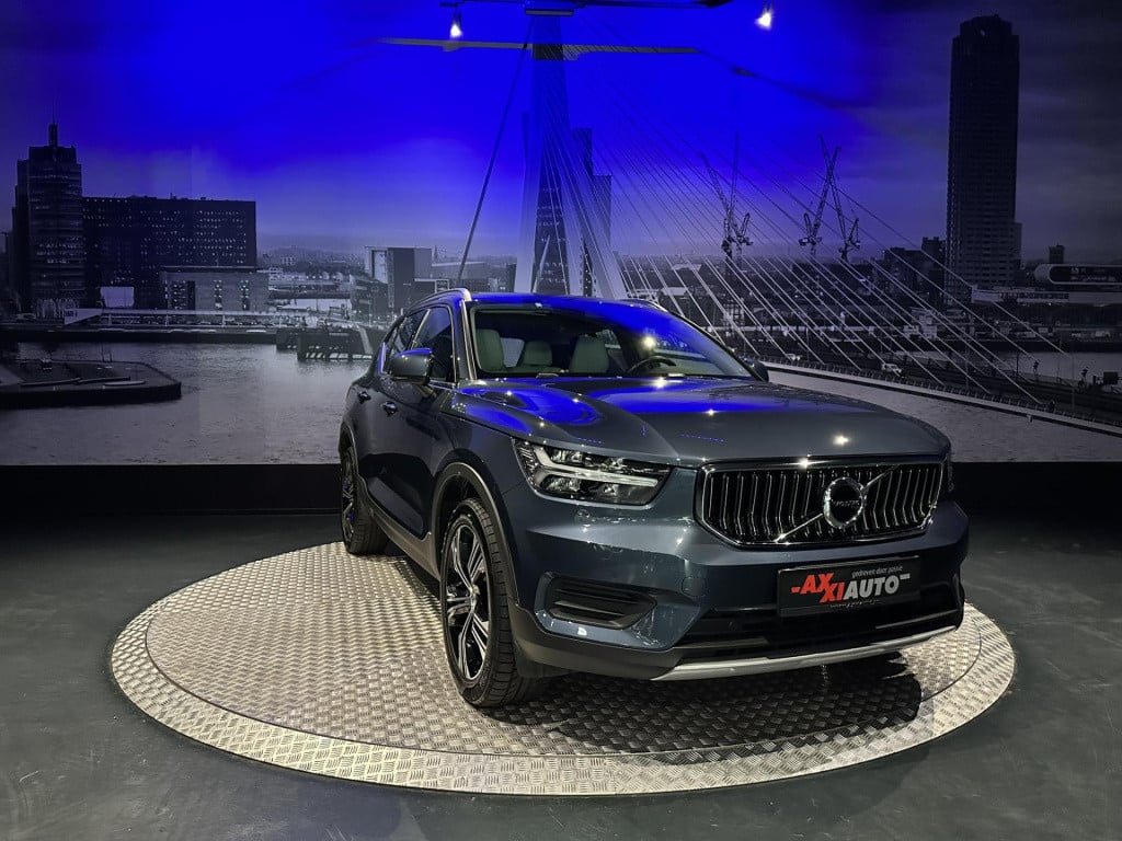 Volvo XC40 1.5 t5 recharge inscription expression